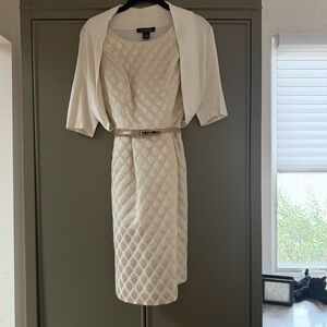 **WHBM DRESS ONLY Metallic Holiday Jacquard Sheath Dress, (Crm/Gld/Slvr Sz 00)**